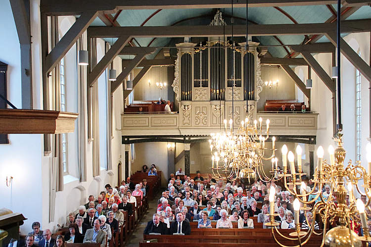 25 jaar Waarder helpt Roemenië met zangavond van Conforza_14